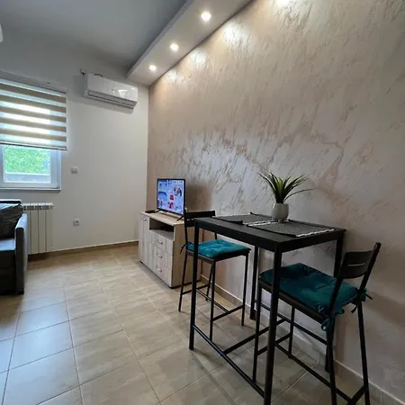 Lili 2 Hotel Belgrade